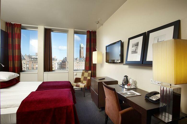 Hotel The Square