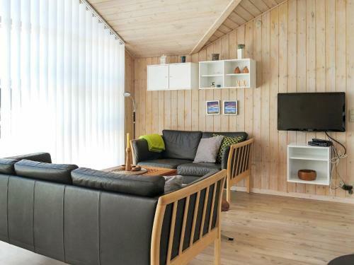 Three-bedroom Holiday Home In Hadsund 41