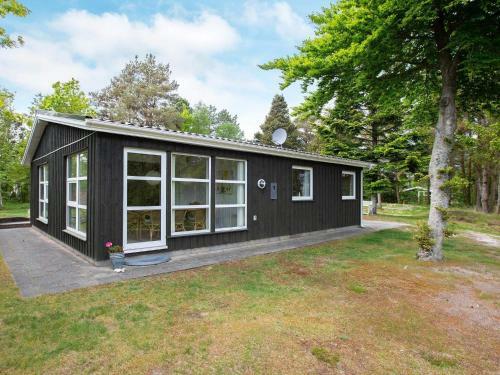 Three-bedroom Holiday Home In S�by 5