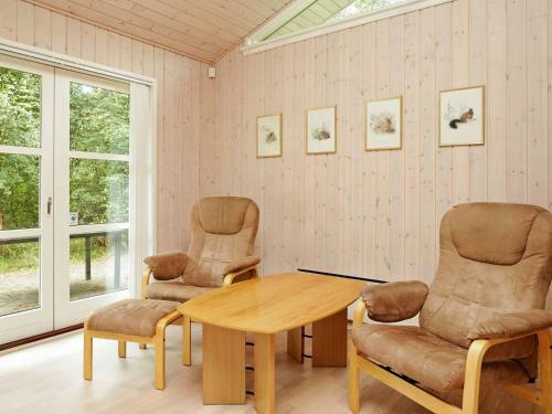Three-bedroom Holiday Home In S�by 12