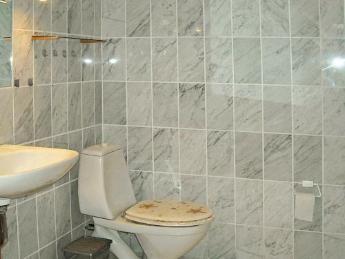 Three-bedroom Holiday Home In Hadsund 20