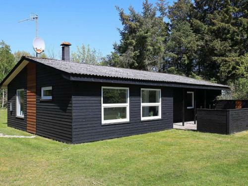 Three-bedroom Holiday Home In S�by 6