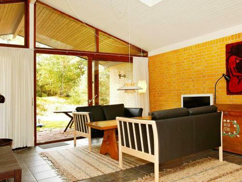 Three-bedroom Holiday Home In Nex� 24