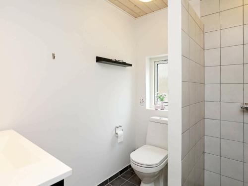 Three-bedroom Holiday Home In L�gst�r 6