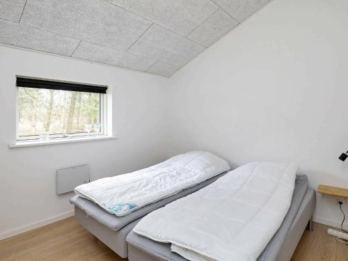 Three-bedroom Holiday Home In L�gst�r 6