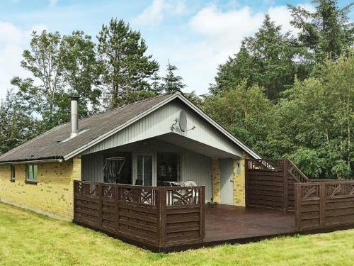 Three-bedroom Holiday Home In L�gst�r 2