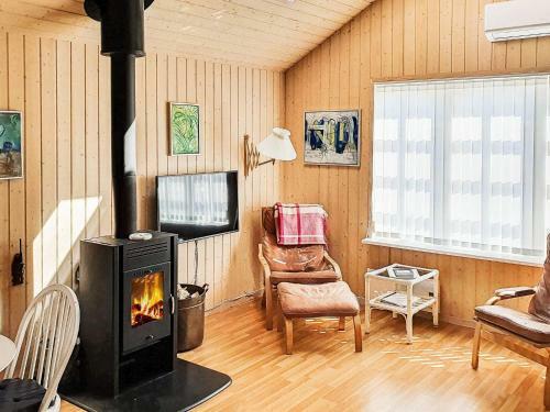 Two-bedroom Holiday Home In Frederikshavn 4
