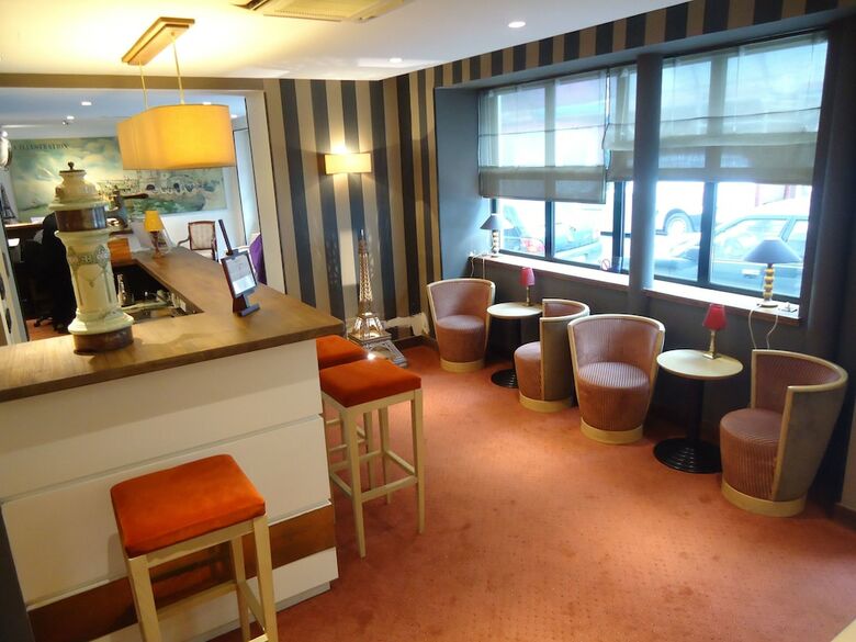 Hotel H�tel De L'exposition Tour Eiffel