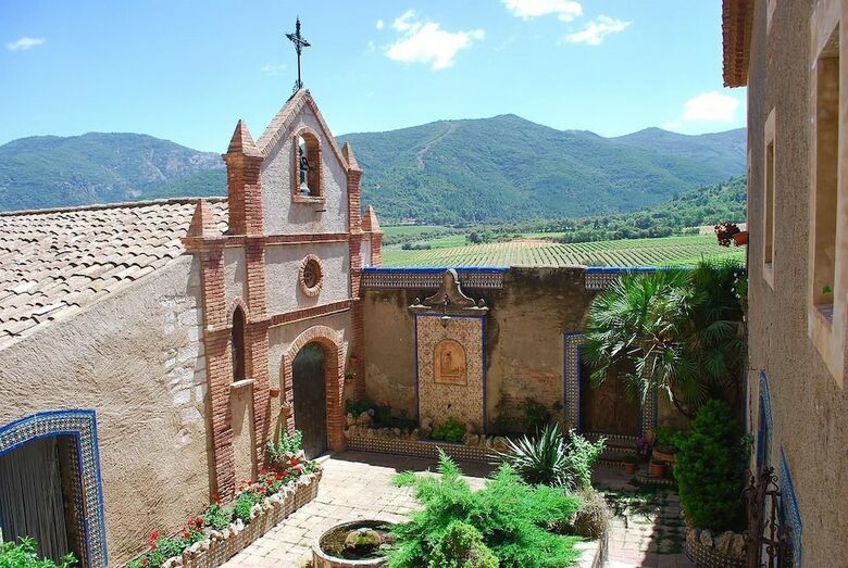 Hotel Castell De Riudabella