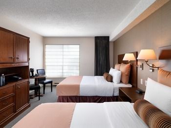 Huntingdon Hotel & Suites On The Harbour