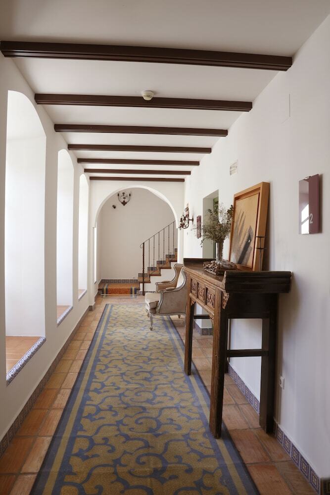 Hotel El Carmen (puente Genil)