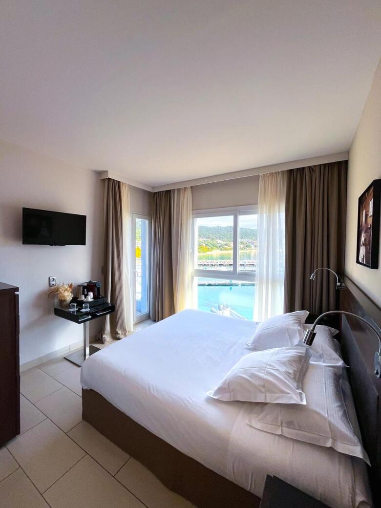Hotel Le Golfe, Piscine & Spa Casanera