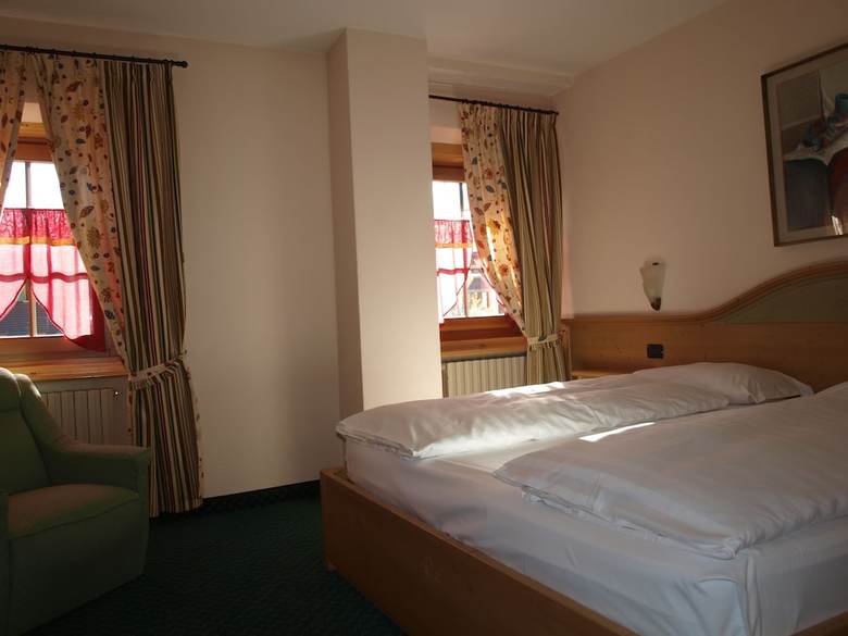 Hotel Alpina