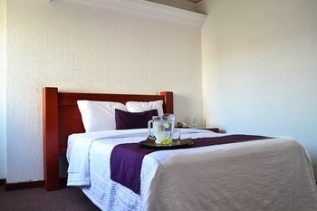 Campestre Inn Hotel & Residencias