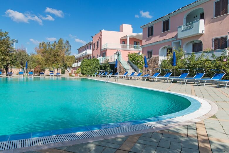 Hotel Albergo Residenziale Gli Ontani****