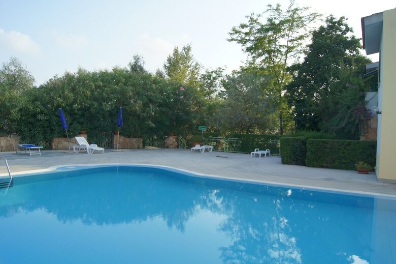 Hotel Albergo Residenziale Gli Ontani****