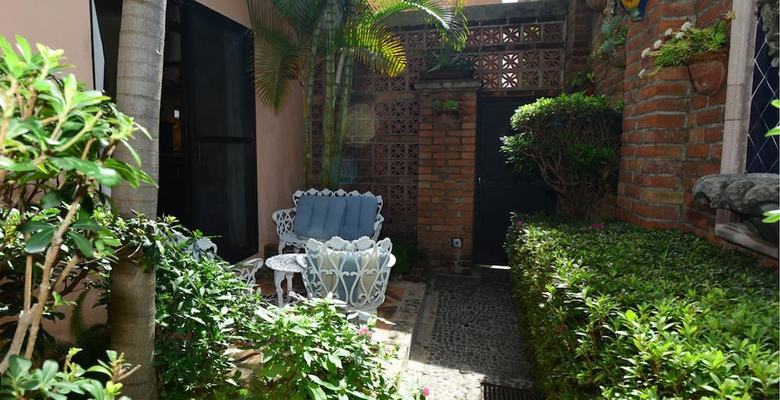 Bed & Breakfast Casa Tres Leones