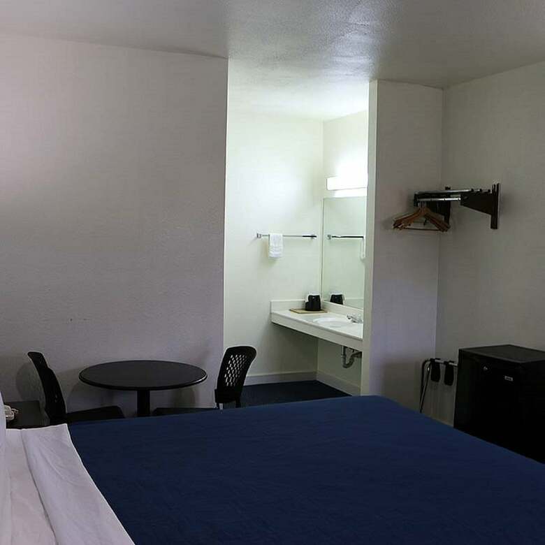 Motel Royal Inn Dallas Nw