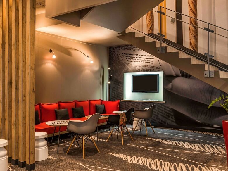 Hotel Ibis Paris Montmartre 18�me