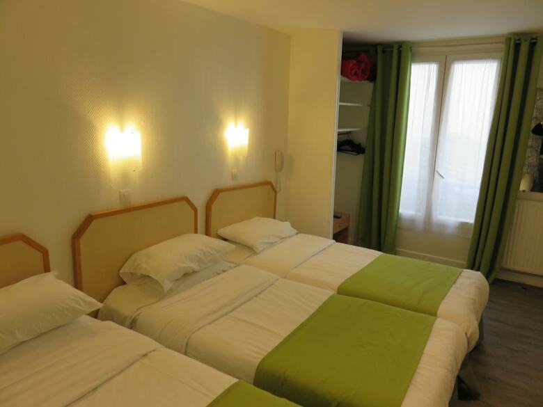 Mary�s Hotel R�publique