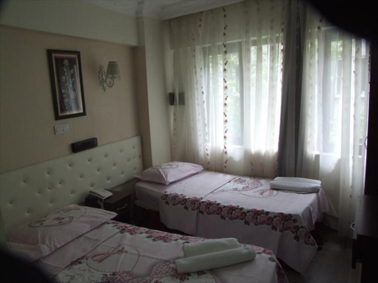 Artemis Old City Hotel