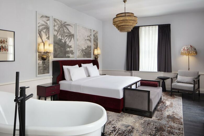Hotel Adahan Decamondo Pera, Autograph Collection