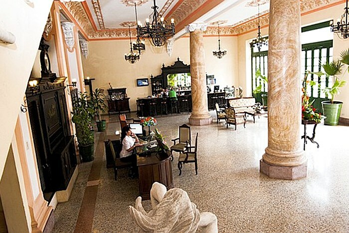 Hotel E Velasco