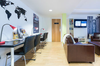 Albergue Mcdonald Road Apartments