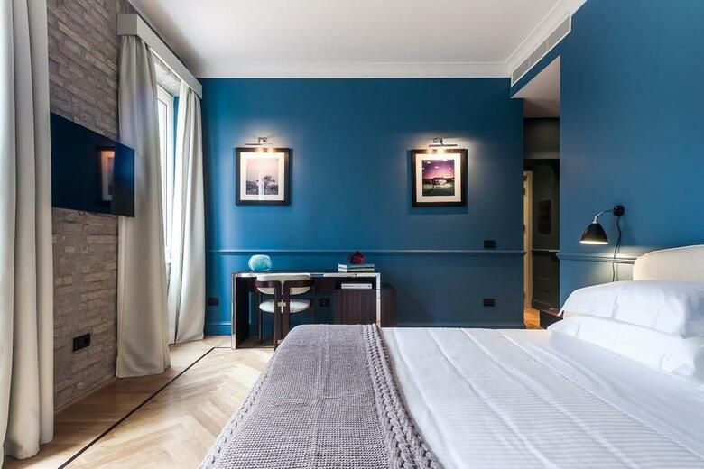The Fifteen Keys Hotel