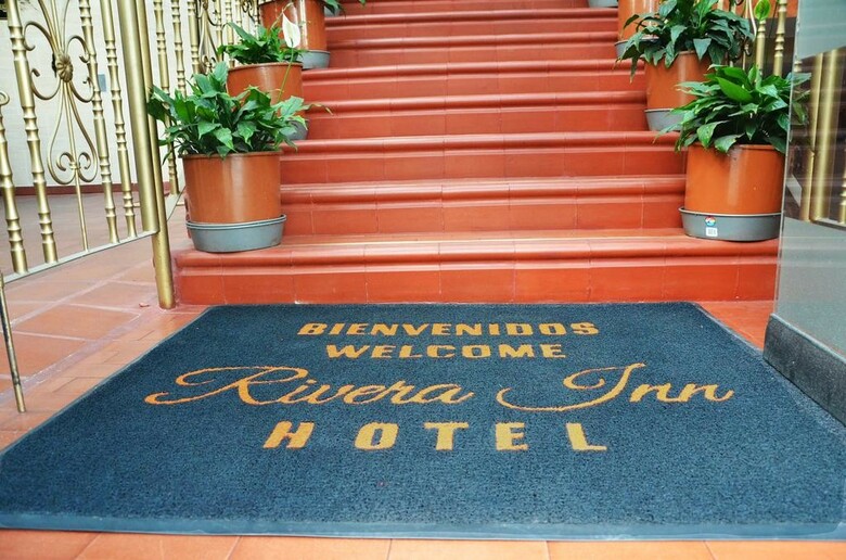 Hotel Riviera Inn
