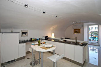 House & The City - Navona Apartments