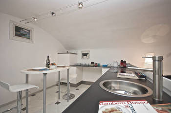 House & The City - Navona Apartments