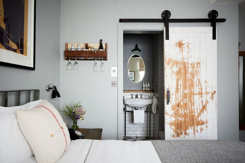 Hotel Artist Residence London