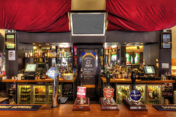 Albergue Arsenal Tavern Backpackers