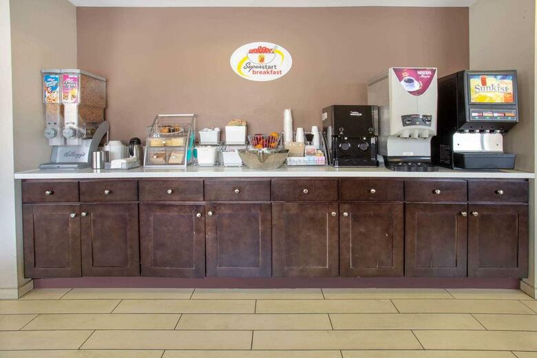 Motel Super 8 Las Vegas Nellis Afb Area