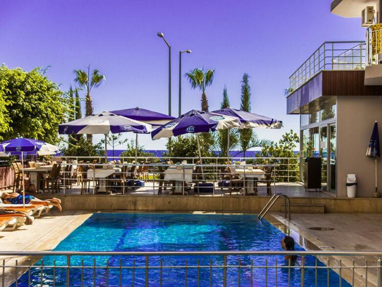 Hotel Melissa Kleopatra  Beach