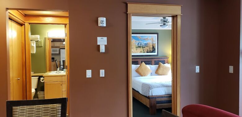 Hotel Windtower Lodge And Suites
