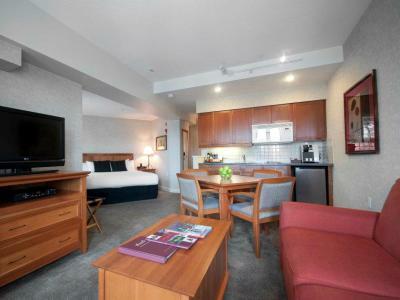 Hotel Summit Lodge & Spa