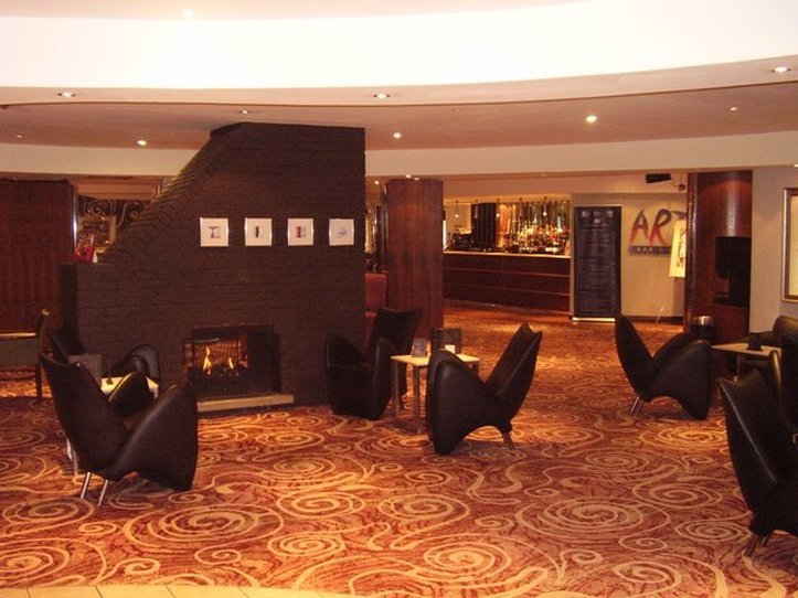 Hotel Mercure Livingston