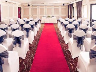 Hotel Mercure Livingston