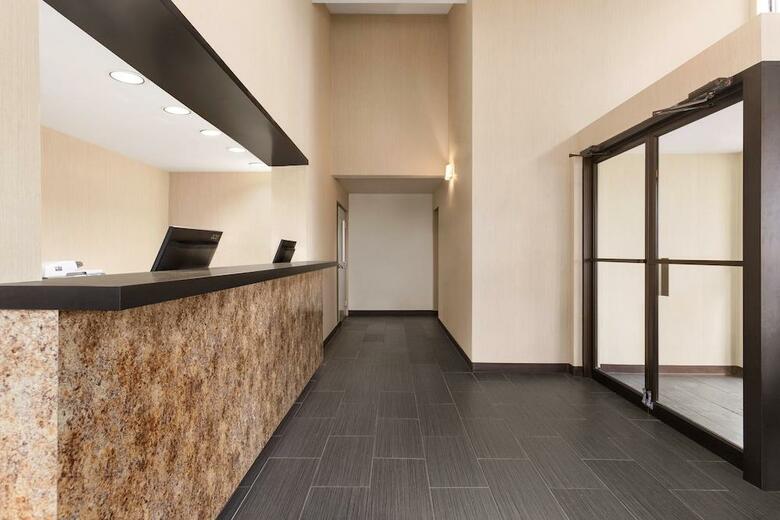 Hotel Days Inn Fallsview Casino