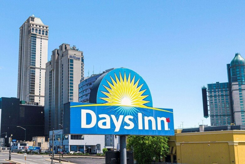 Hotel Days Inn Fallsview Casino