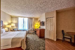 Hotel Holiday Inn Montreal Airport