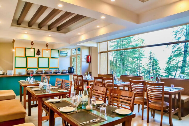 Hotel Summit Naldehra Grand Resort & Spa