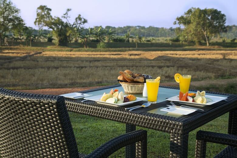 Hotel Aliya Resort & Spa