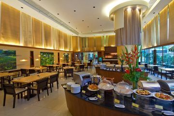 Hotel Somerset Park Suanplu