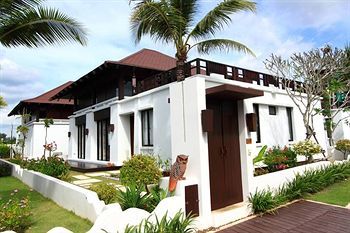 Hotel The Oriental Beach Resort