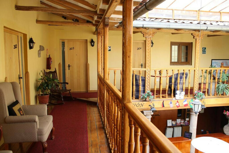 Hotel & Mirador Los Apus