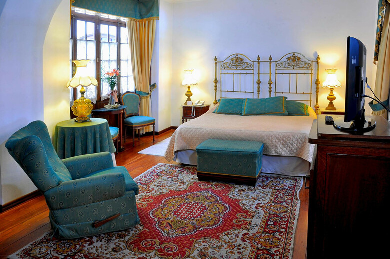 Hotel Parador Santa Maria La Real