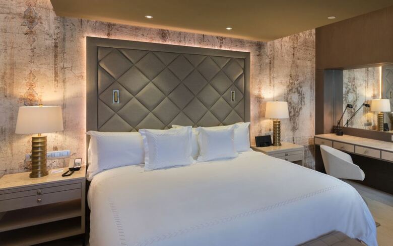 El Embajador, A Royal Hideaway Hotel
